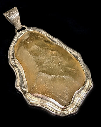 Szkło libijskie, Pracownia Neores