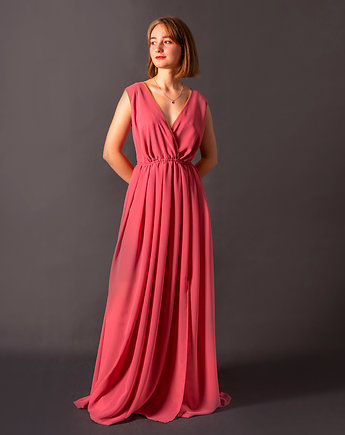Długa różowa sukienka z głębokim dekoltem, Grecki styl, Lariko Studio