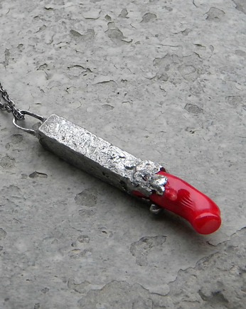 Kloc z  koralem - długi korzeń  - naszyjnik, Beata Trotter