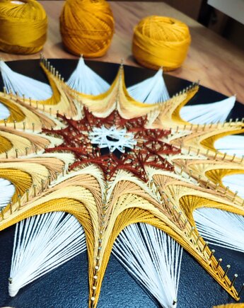 Rozeta BOHO z tutorialem - Zestaw DIY String Art BOX, Błażej co ty pleciesz