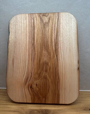 Drewniana deska z jesiona, Drewnomaniak Oskar Piotrowski