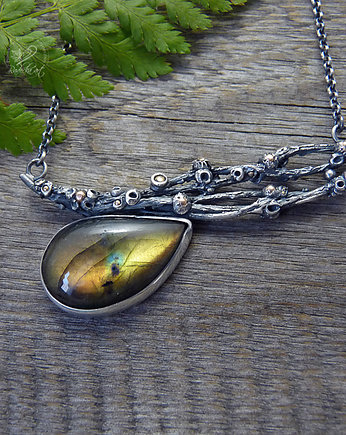 Twigs and Gold Labradorite, Radecka art