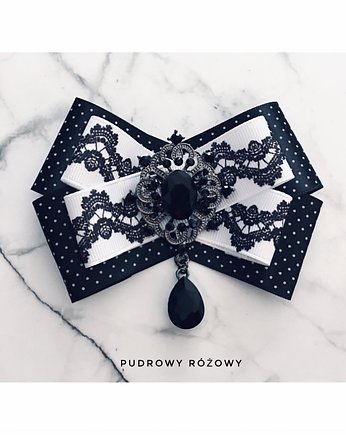Brosza w stylu Glamour Black & White, Pudrowy Różowy