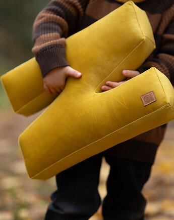 Poduszka dekoracyjna litera, literka, inicjały z imieniem - kolor do wyboru, Mama Otula