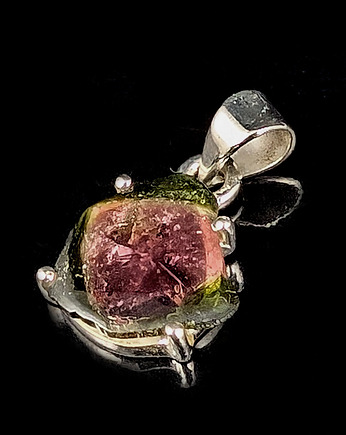 Wisiorek z turmalinem arbuzowym, Pracownia Neores