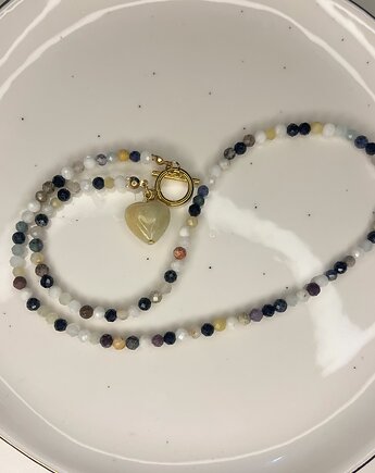 Naszyjnik z sercem z Amazonitu, Manjula