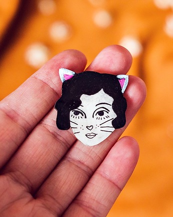Przypinka  Cat lady, Pintura