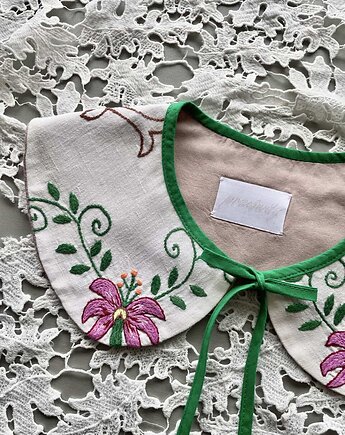 Kołnierzyk Kasja, Prześwity