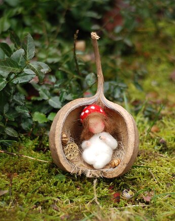 Elf Muchomorek- Waldorf Toys, BoboLobo Handicraft