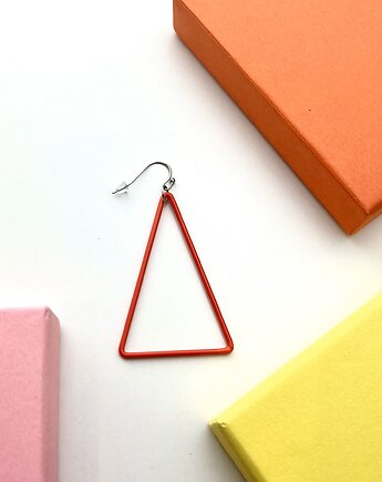 Kolczyk TRI - czerwony trójkąt ze szkła, Gaf Studio