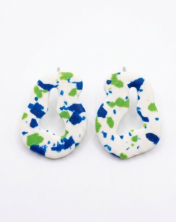 Kolczyki Ziemia, Estela