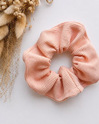 Frotka scrunchie z prążkowanej dzianiny - brzoskwiniowy, Moni Made of Natural Individuality