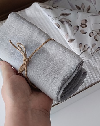 Gotowy zestaw prezentowy -  kocyk 120x75  + pieluszka, Little Angels