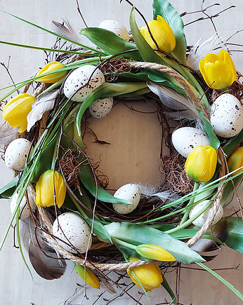 Z żółtymi tulipanami, Avantgarden
