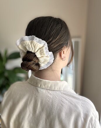 Scrunchie/frotka Haft angielski, wu handmade
