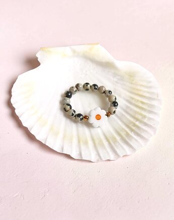 Pierścionek : stokrotka : jaspis dalmatyński : gold, kaktusia