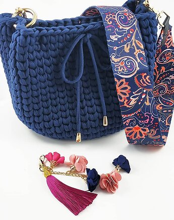 Torebka Craftbags typu worek - granatowa z ozdobnym paskiem i brelokiem, Craftbags