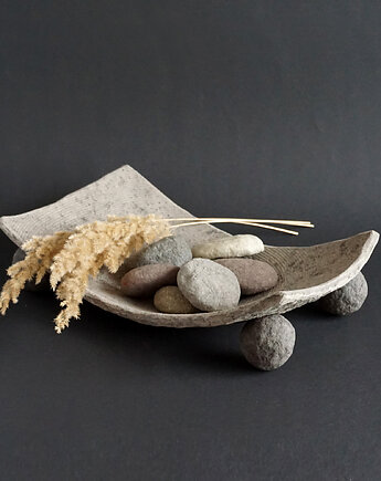 Industrialna patera na czterech nóżkach, STUDIO blureco