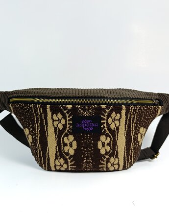 Nerka brązowo - beżowa z grubszej tkaniny ludowej - większa, kapotka