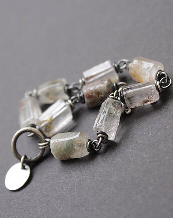 Magiczna - Kwarc z inkluzjami, fado