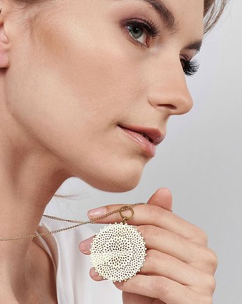 Ażurowy wisior z mandalą Selene, Artseko