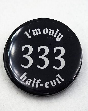 Przypinka gotycka z żywicy 333 pin_print Goth 005, Hippograph