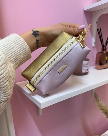 Kosmetyczka damska saszetka dopinana perłowo różowa ze złotem, paulilin.style