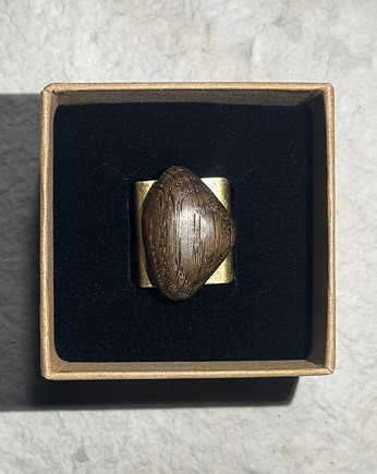 Modernistyczny pierścionek z dębu brunatnego i miedzi, MARACHIC