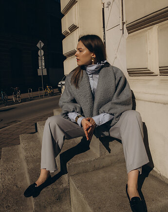 Mini Hokkaido z wełny boucl, ZALUCKA KUCZERA