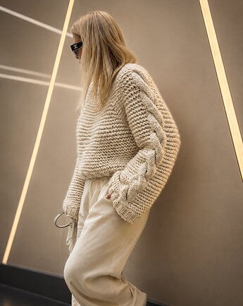 Sweter z warkoczem, BearBodi