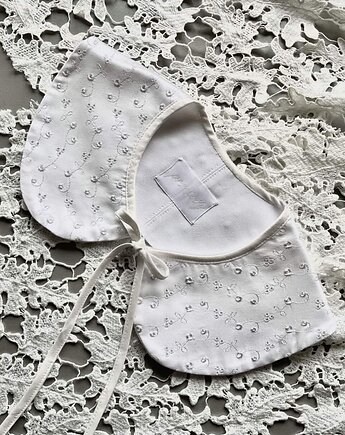 Kołnierzyk Mila, Prześwity