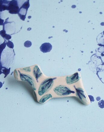 Broszka ceramiczna pies malowany, m2k studio