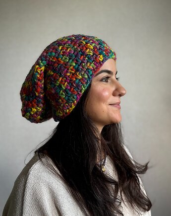 Kolorowa duża czapka beanie z wełną i alpaką, Zasznurowane