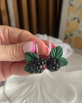 Kolczyki z jagodami jeżyna. Handmade Polska. Polimerowa glina, MariaPolymer