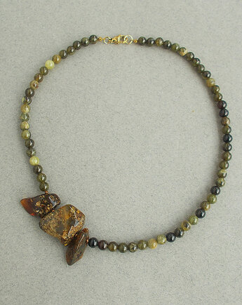 Bursztyn i zielony granat Naszyjnik asymetryczny, galeria nuit