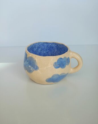 Ceramiczny ręcznie robiony kubek w chmurki, Ceramic Reve
