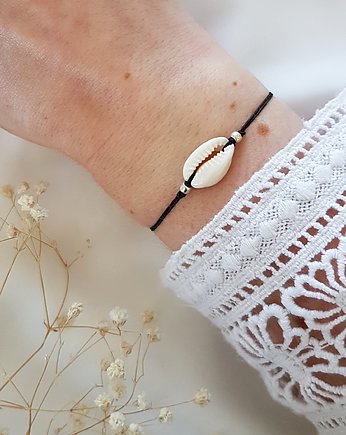 Bransoletka z muszelką kauri, LEI handmade 