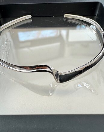 Bransoletka damska doginana sztywna rodowana falista, Ade Art