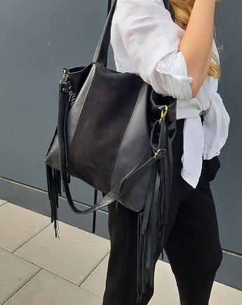 Czarna skórzana torba z długimi frędzlami, Łagoda