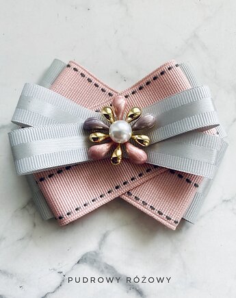 Kolekcja  Exclusive  Brosza z kwiatem i perłą  NEW, Pudrowy Różowy