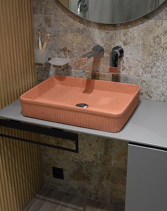 Betonowa umywalka prostokątna ryflowana 50cm w kolorze brzoskwiniowym, Betonowy Design