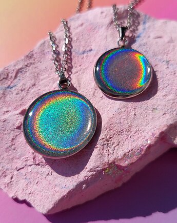 Naszyjnik z holograficznym wisiorkiem 2cm