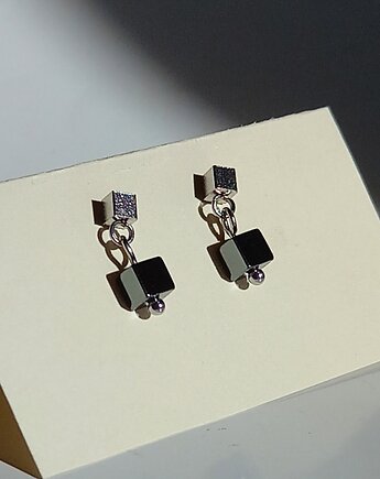 Kolczyki z hematytem, mazuni