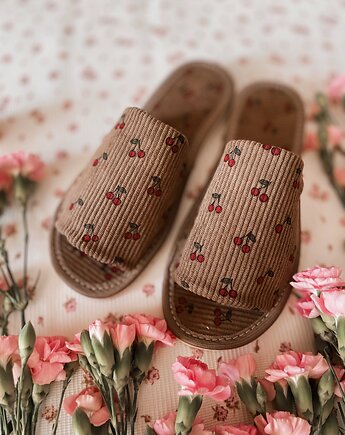 Kapcie damskie z nadrukiem Cherry, Apollie&co