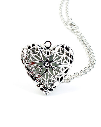 ALONE IN THE DARK -heart Silver, DROBINY CZASU