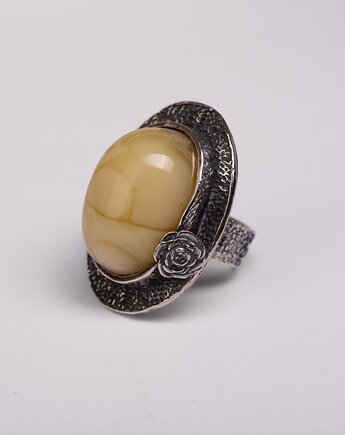 Pierścionek srebrny z mlecznym bursztynem, Andorii by Baco