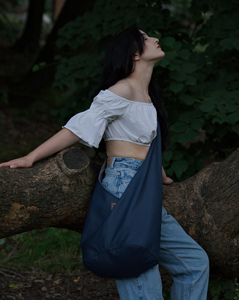 Granatowa torba hobo w stylu boho / vegan, hairoo