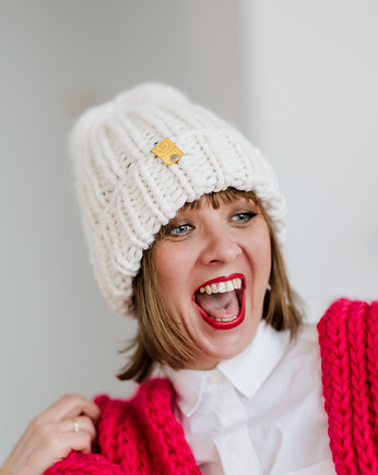 Biała czapka wełna 100%  WOOLY złamana biel, sploteka