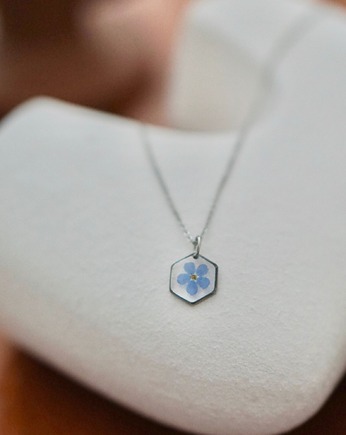 Naszyjnik z niezapominajkami, ANKO rekodzielo