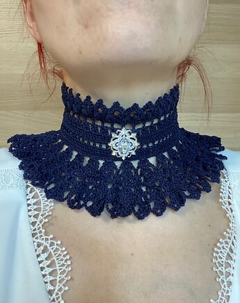 Retro koronkowa granatowa kolia choker, Księżycowa ćma